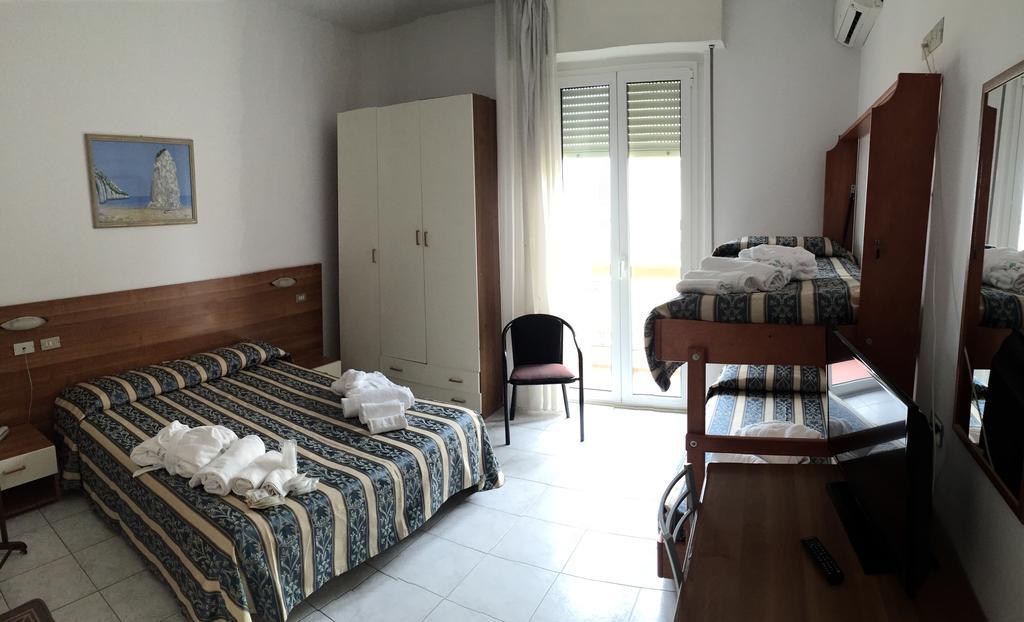 Hotel Acapulco Viserbella di Rimini Εξωτερικό φωτογραφία