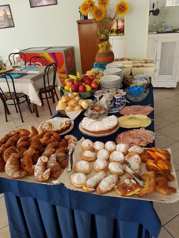 Hotel Acapulco Viserbella di Rimini Εξωτερικό φωτογραφία