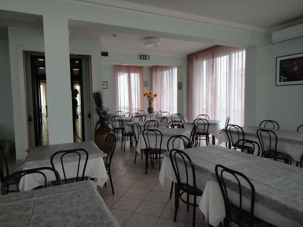 Hotel Acapulco Viserbella di Rimini Εξωτερικό φωτογραφία
