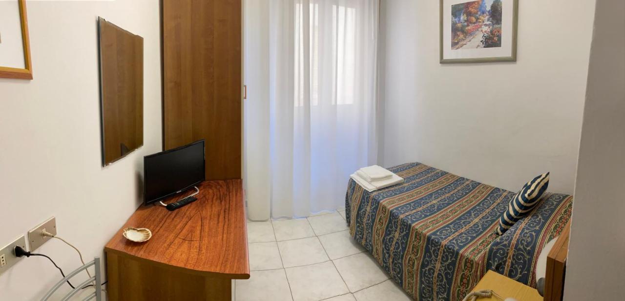 Hotel Acapulco Viserbella di Rimini Εξωτερικό φωτογραφία