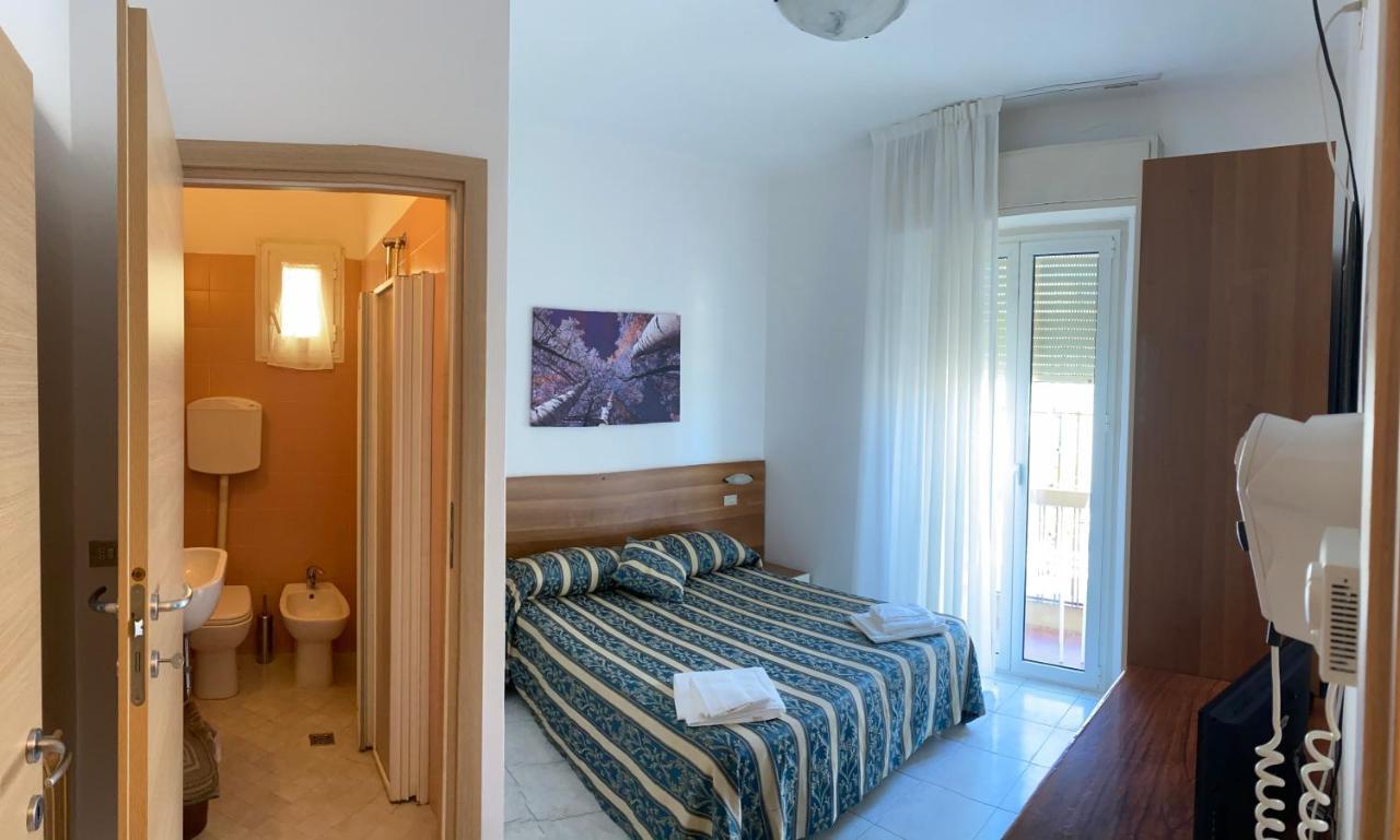 Hotel Acapulco Viserbella di Rimini Εξωτερικό φωτογραφία